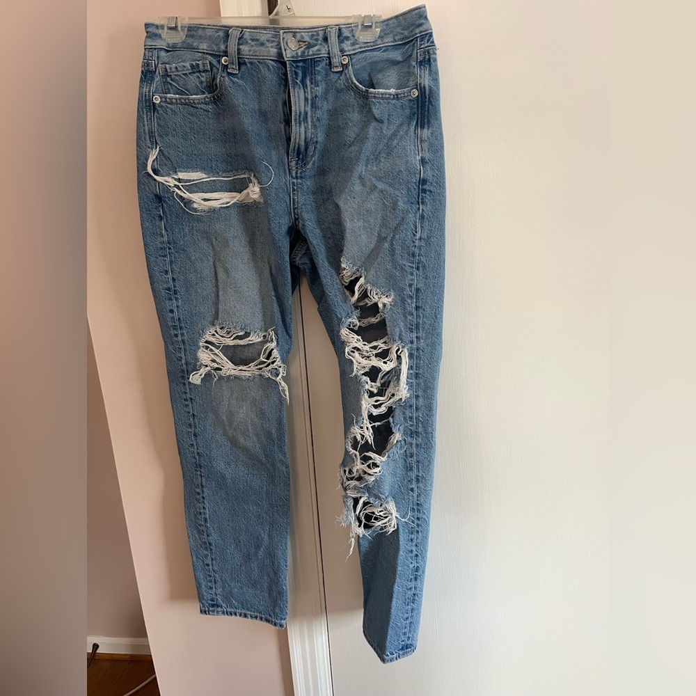 American Eagle ripped jeans